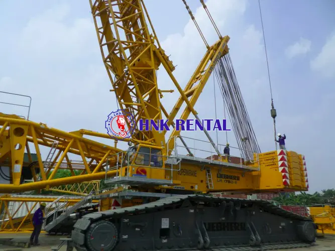  Sewa Unic Crane  lombok
